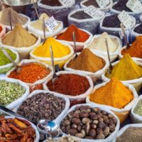 epices-indiennes-colorees-inde-1200×799[1]